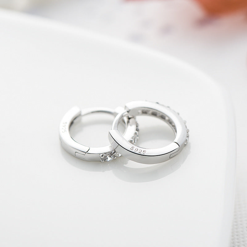 Premium Silberohrringe in elegantem Design
